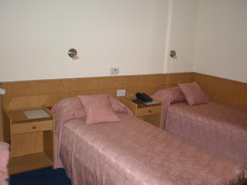 בואנוס איירס Hotel Chile מראה חיצוני תמונה