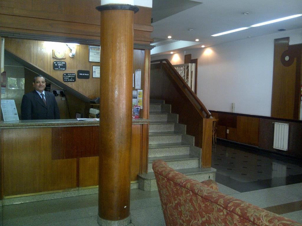 בואנוס איירס Hotel Chile מראה חיצוני תמונה